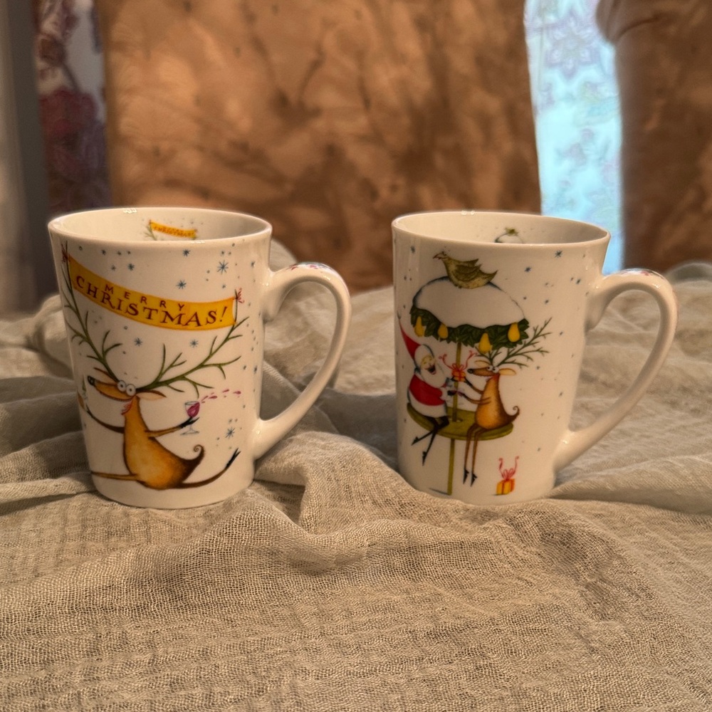 Charming Holiday Mugs Set - White